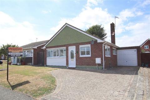 2 bedroom detached bungalow for sale, Norfolk Avenue, Holland on Sea