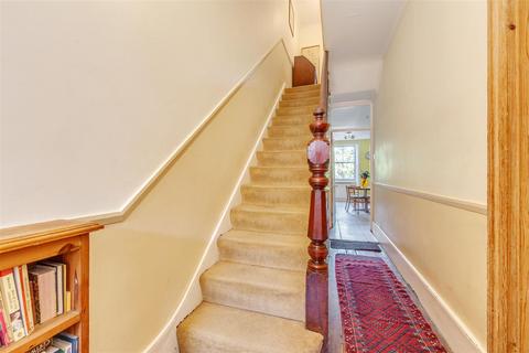 135 Constantine Road, London, NW3 2LR