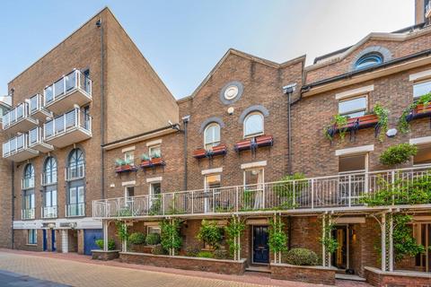 3 bedroom flat for sale, Coral Row, Battersea, London, SW11