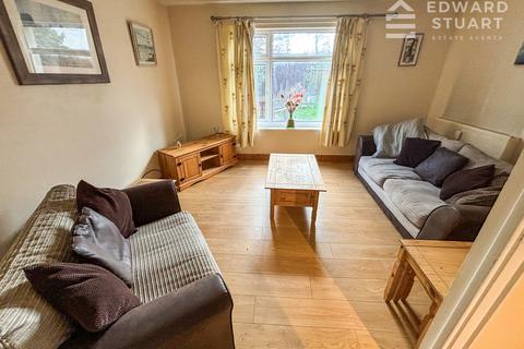 65 Crabtree, Peterborough, PE4 7EQ