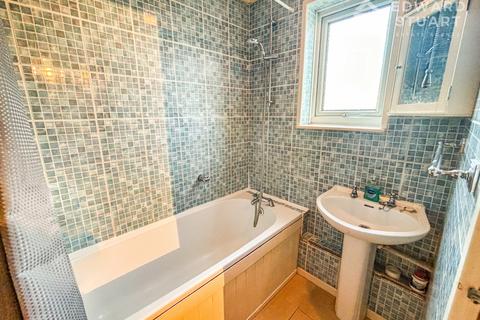 65 Crabtree, Peterborough, PE4 7EQ