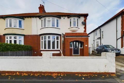 4 bedroom semi-detached house for sale, Priory Crescent, Bridlington