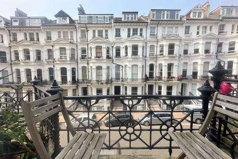 1 bedroom flat for sale, St. Michaels Place, Brighton, BN1 3FU