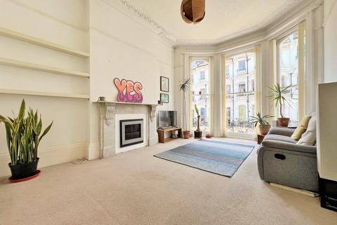 1 bedroom flat for sale, St. Michaels Place, Brighton, BN1 3FU