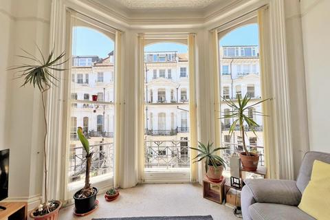 1 bedroom flat for sale, St. Michaels Place, Brighton, BN1 3FU