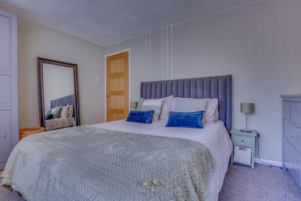 Bedroom 1.3