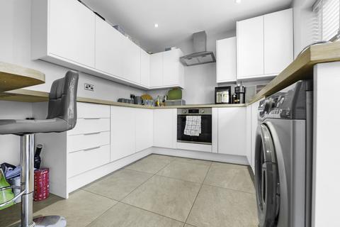 16 Blethin Close, Cardiff, CF5 2RR