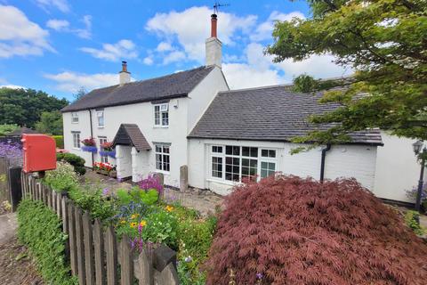 3 bedroom detached house for sale, Derby Road, Ashbourne