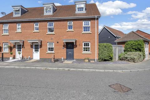 3 bedroom end of terrace house for sale, Selway Drive, Bury St. Edmunds