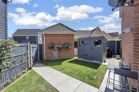 3 bedroom end of terrace house for sale, Selway Drive, Bury St. Edmunds