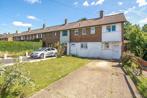 4 Ash Road, Woking, GU22 0BL