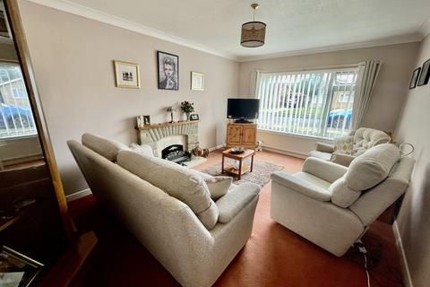 2 bedroom detached bungalow for sale, Meadowgate Lane, Spalding