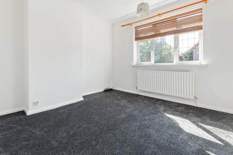 27 Lambert Road, Grimsby, DN32 0HT