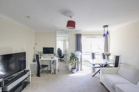 2 bedroom apartment for sale, Paxton Court, St. Neots PE19