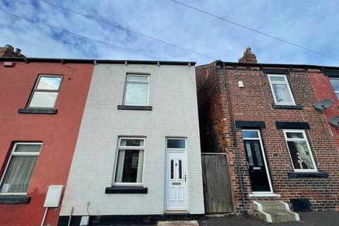 2 bedroom terraced house to rent, Market Street, Cudworth