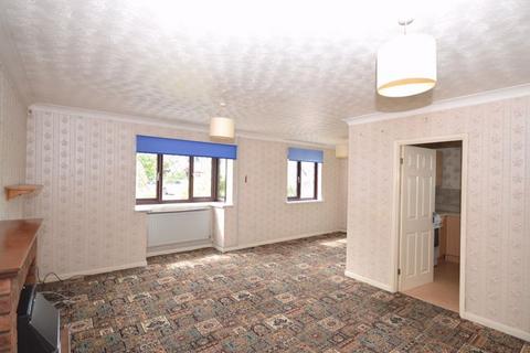 3 bedroom detached bungalow for sale, De Braose Close, Abergavenny