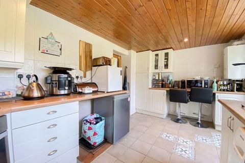 38 Bickford Road, Wolverhampton, WV10 0NH