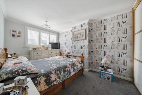 22 Barton Road, Sutton At Hone, Dartford, DA4 9EA