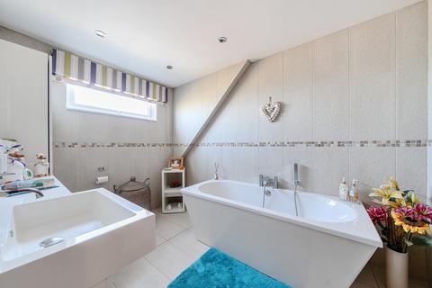 22 Barton Road, Sutton At Hone, Dartford, DA4 9EA