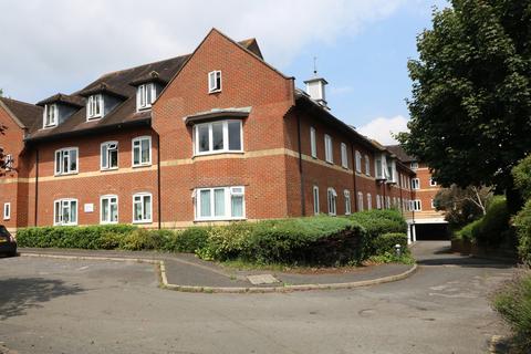 2 bedroom apartment for sale, Canterbury Court, Station Road, Dorking