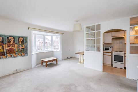 2 bedroom apartment for sale, Canterbury Court, Station Road, Dorking