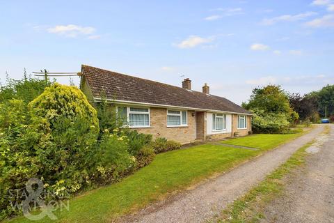 4 bedroom detached bungalow for sale, The Street, Hinderclay, Diss