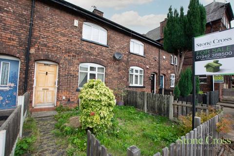 2 bedroom terraced house for sale, Leigh Road, Atherton M46 0PB