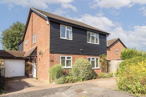 4 bedroom detached house for sale, Lukes Lea, Marsworth