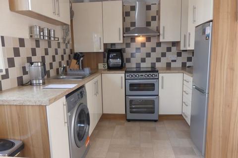 96 Bedford Avenue, Shaw, Oldham, OL2 7DW