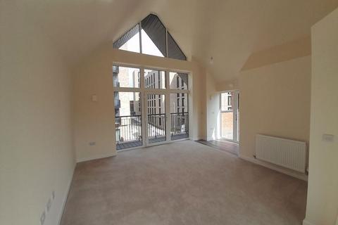 3 bedroom property to rent, All Saints Road, Waterside