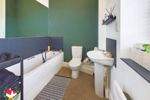 15 The Crescent, Gloucester, GL1 3LF