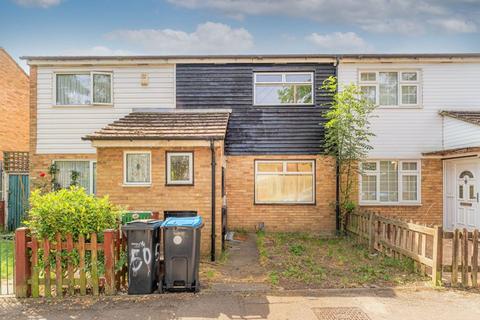 2 bedroom terraced house for sale, Wellington Avenue, London