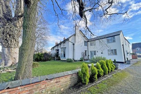 5 bedroom end of terrace house for sale, Gaulby Lane, Stoughton