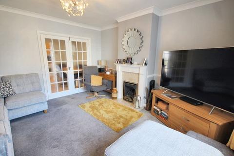 3 bedroom semi-detached house for sale, Colne Avenue, Cheltenham GL52