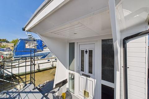1 bedroom property for sale, Knight Road, Rochester