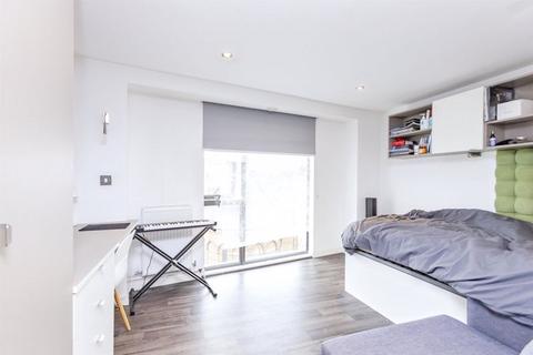 1 bedroom flat for sale, Gateway Street, City Centre