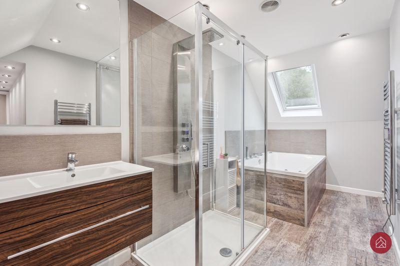 Ensuite Bathroom