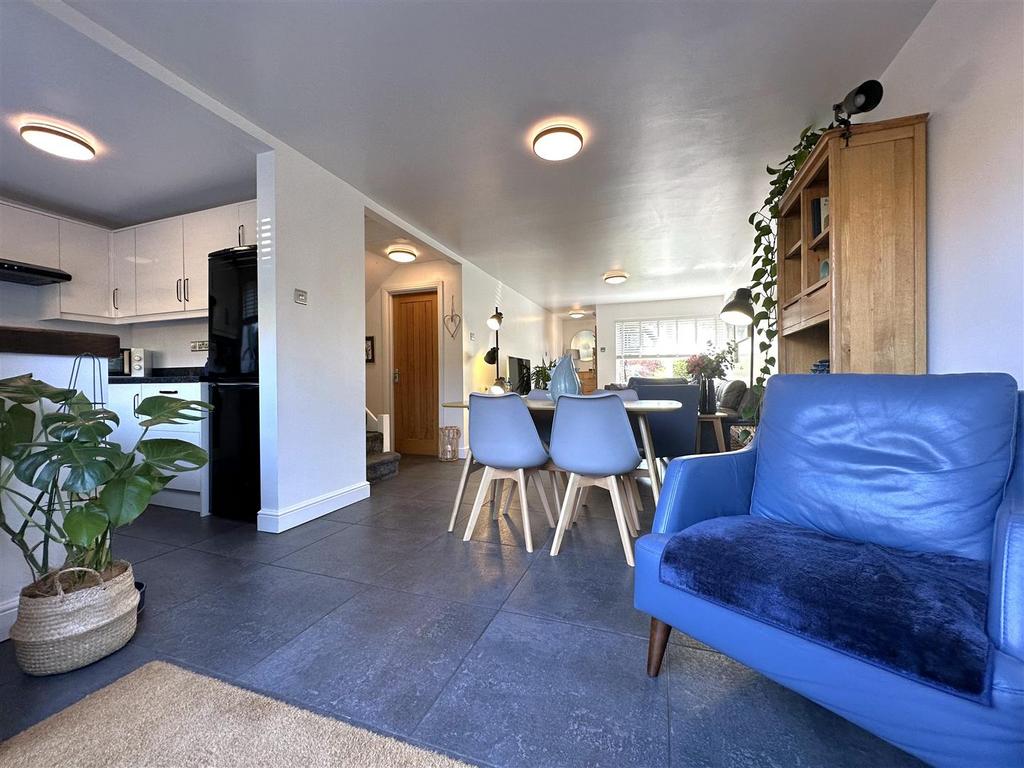 OPEN-PLAN Living Space 952