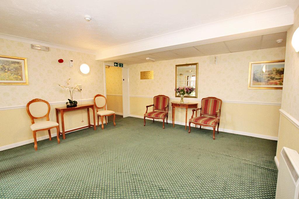 Communal Lounge
