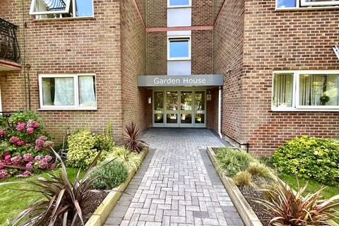 2 bedroom flat for sale, 3 Meyrick Road, Bournemouth