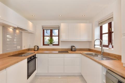 3 bedroom detached house for sale, Horseshoe Close, Waltham Abbey, Essex