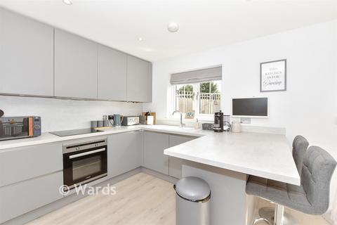 undefined, Sapphire Park, Sutton Valence, Kent