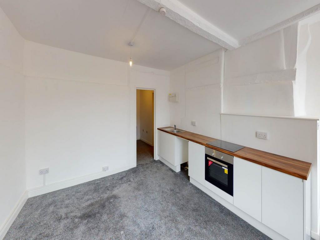 Flat 3, 45 High Street
