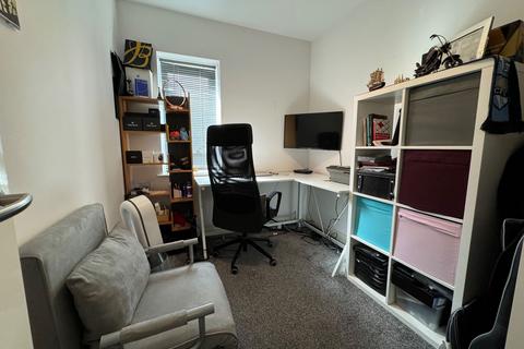 75 Bratton Drive, Manchester, M19 3GU