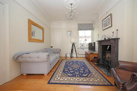 25 Berkeley Street, Stone, ST15 8LS