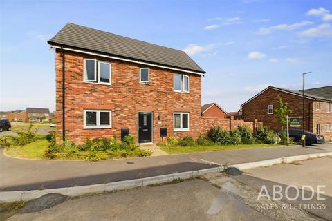 3 bedroom semi-detached house for sale, Opal Gardens, Swadlincote DE11