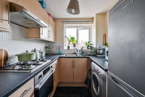 Studio for sale, Glenville Grove, Deptford, London, SE8