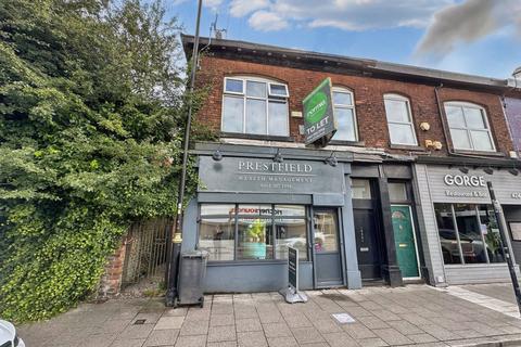 Shop to rent, Bury New Road, Prestwich, M25