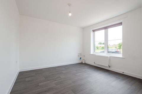 3 bedroom house to rent, at Beaufort Park, Rossetti Road, Bristol BS10 BS10