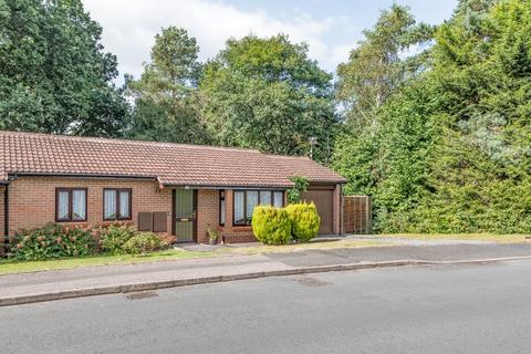 2 bedroom bungalow for sale, Plymouth Close, Headless Cross, Redditch, Worcestershire, B97